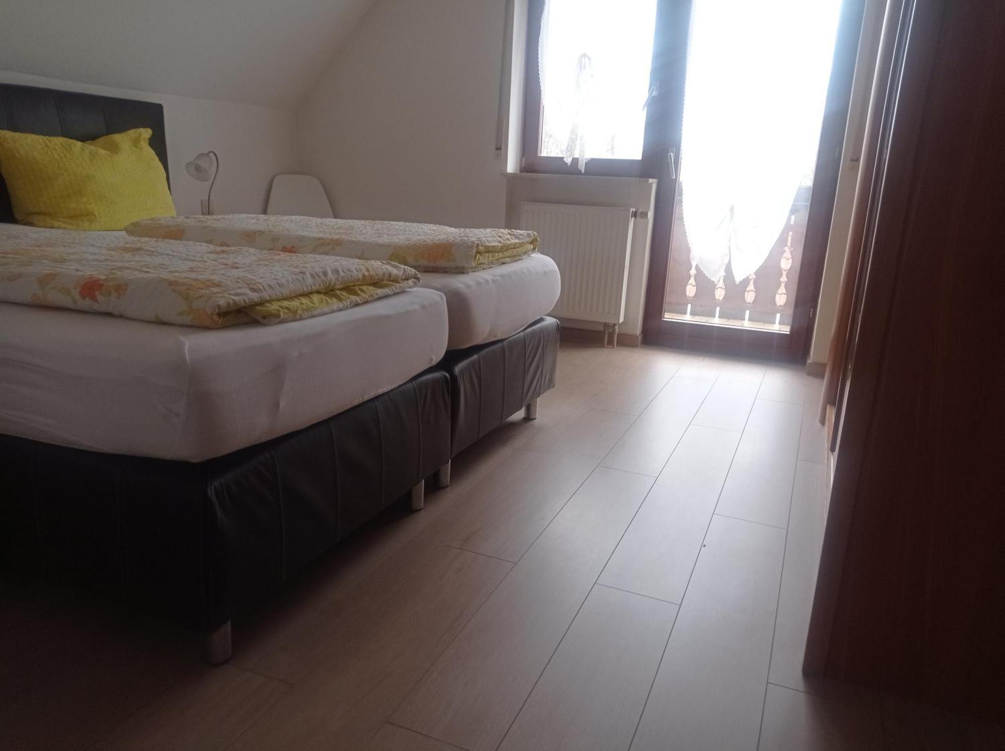 Ferienwohnung Serr Lauf Экстерьер фото